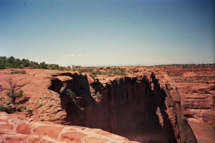 USA_1990-05-16 00-00-01_R03F29